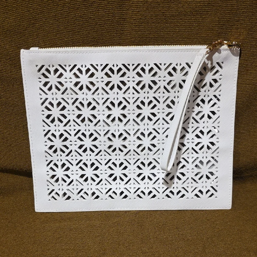 Tory Burch White Geometric Cutout Wristlet - Picture 1 of 2
